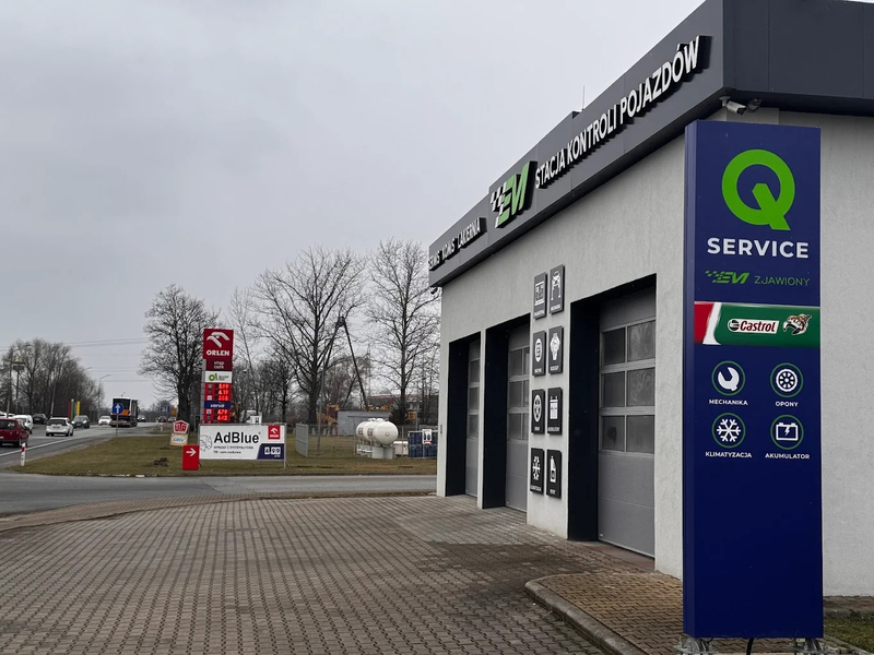 Zdjęcie na okładce dla Q Serwis Castrol EM-Zjawiony - Mechanik | Warsztat | Komis | Lakiernia - SKP